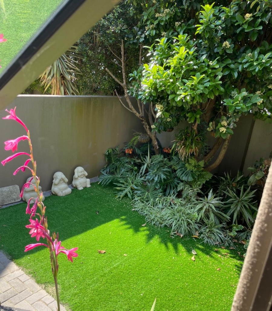 2 Bedroom Property for Sale in Sherwood Eastern Cape